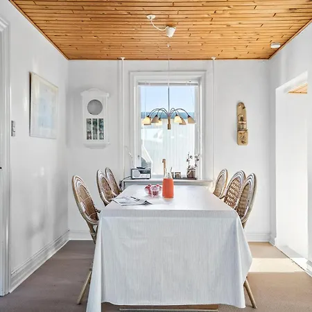 Cozy Home In Thyboron With Sauna *